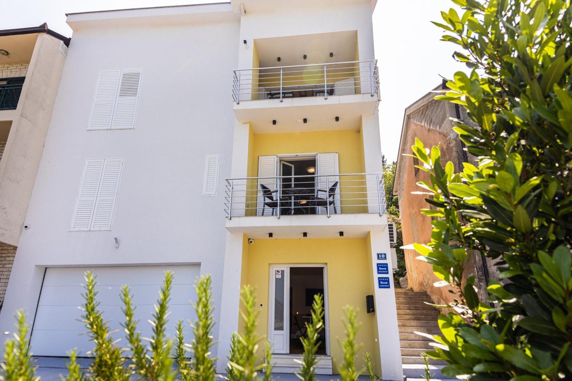 Apartments Ema Rogotin 部屋 写真